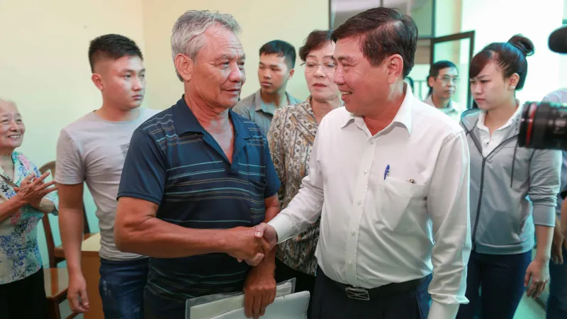 Chủ tịch UBND TPHCM Nguyễn Thành Phong: “Tận đáy lòng, tôi xin lỗi người dân Thủ Thiêm”