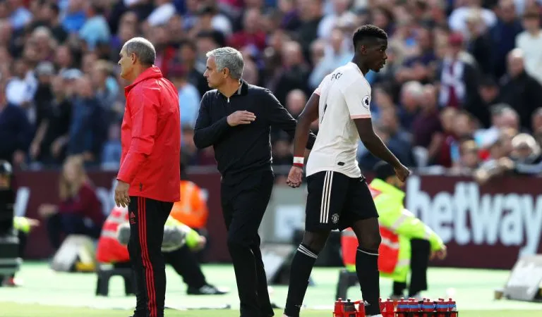 Fans Man.United yêu cầu sa thải Jose Mourinho