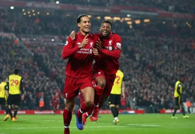 Trung vệ Van Dijk và tiền vệ Georginio Wijnaldum
