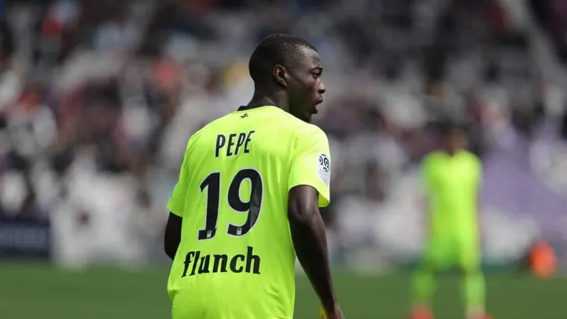 Nicolas Pepe gia nhập Atletico Madrid?