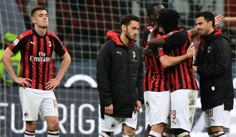 AC Milan mừng rơn khi bị cấm tham gia Europa League