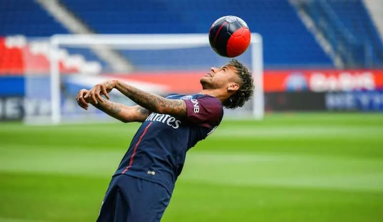 Sốc vớí lời đề nghị mới của Barca