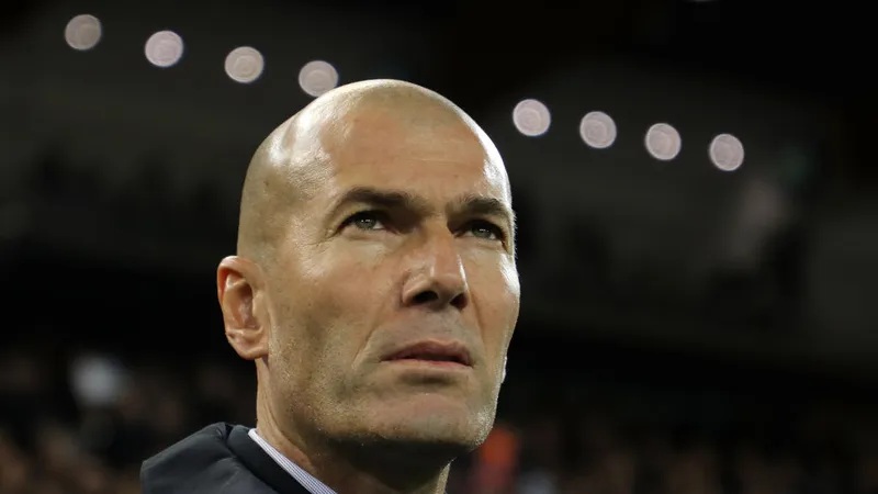 Zidane: Barca có Messi nhưng Real Madrid có vũ khí của mình
