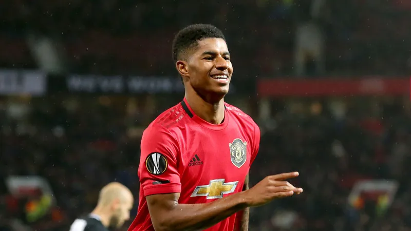 Vì sao Marcus Rashford thích dạt sang cánh trái ở Man United