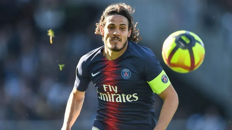 Edinson Cavani sẽ rời PSG
