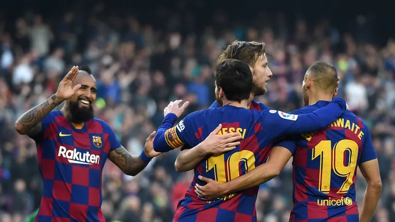 Barcelona sẽ nối lại chiến dịch vào tháng 6
