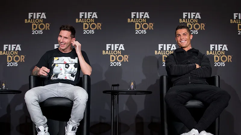 Messi và Ronaldo trong cuộc tranh luận bất tận
