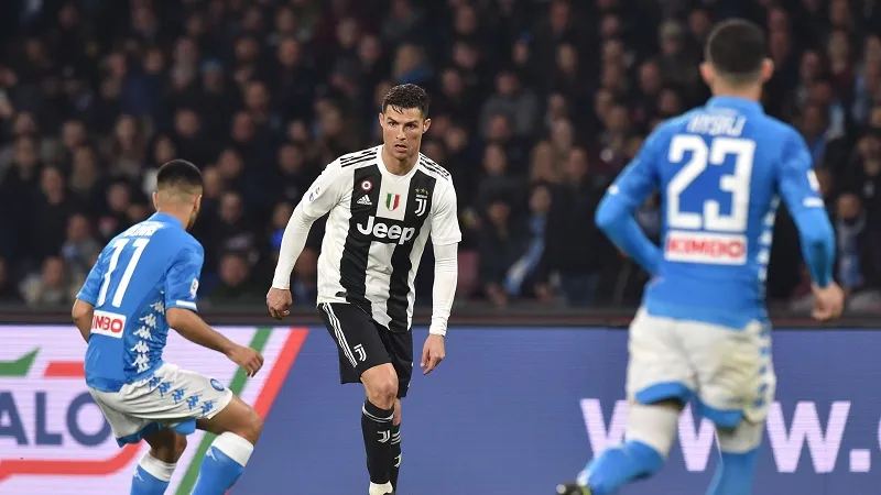 Ronaldo sẽ tỏa sáng trước Napoli
