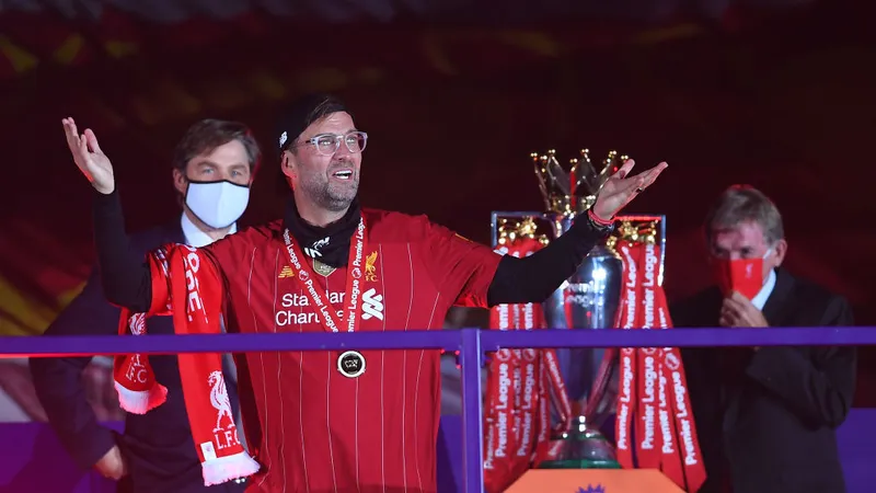 Jurgen K;lo[pp trong ngày đ0ăng quang cùng Liverpool 