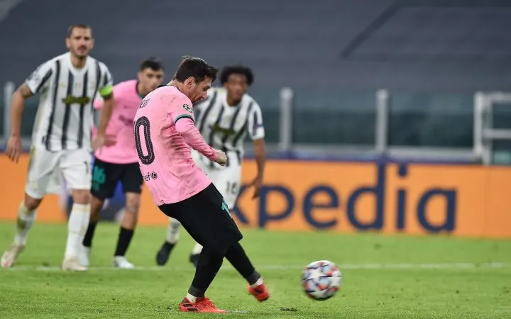 Messi ghi bàn ấn định tỷ số trên chấm 11m