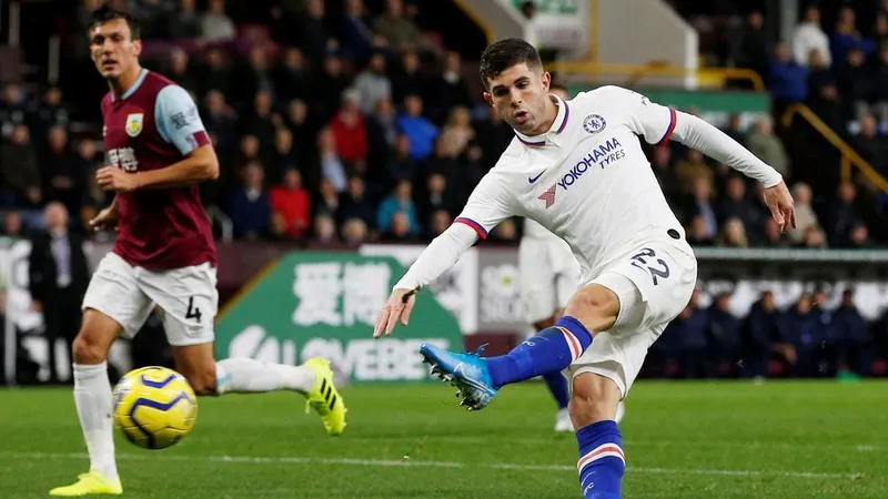 Christian Pulisic ghi hattrick vào lưới Burnley mùa qua