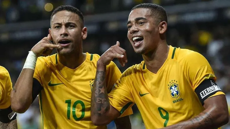 Neymar và Gabriel Jesus ở tuyển Brazil