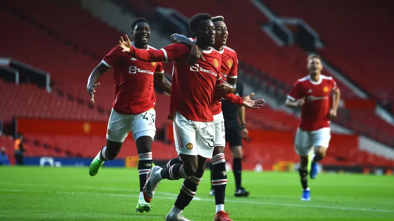 Các cầu thủ Man United tham gia đợt tập huấn phải xét nghiệm 2 lần/tuần