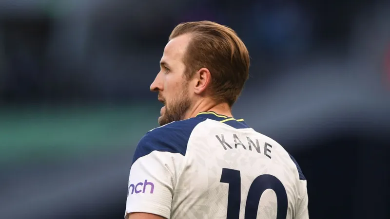 Harry Kane không nên quay lưng lại với CLB.