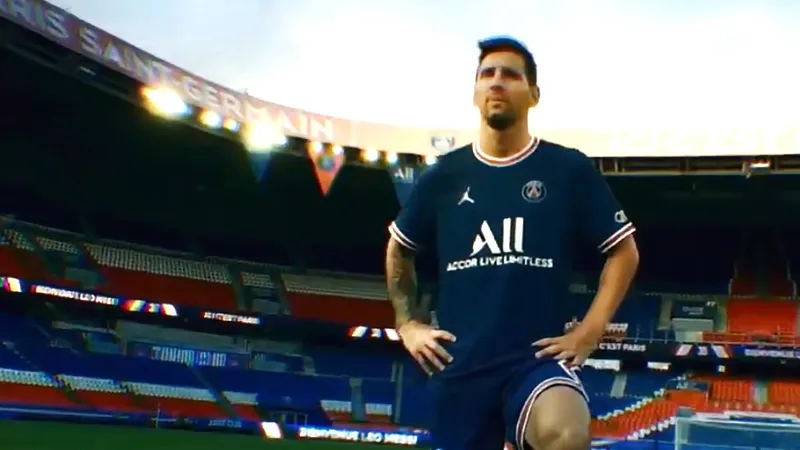 Lionel Messi trình làng ở Parc des Princes
