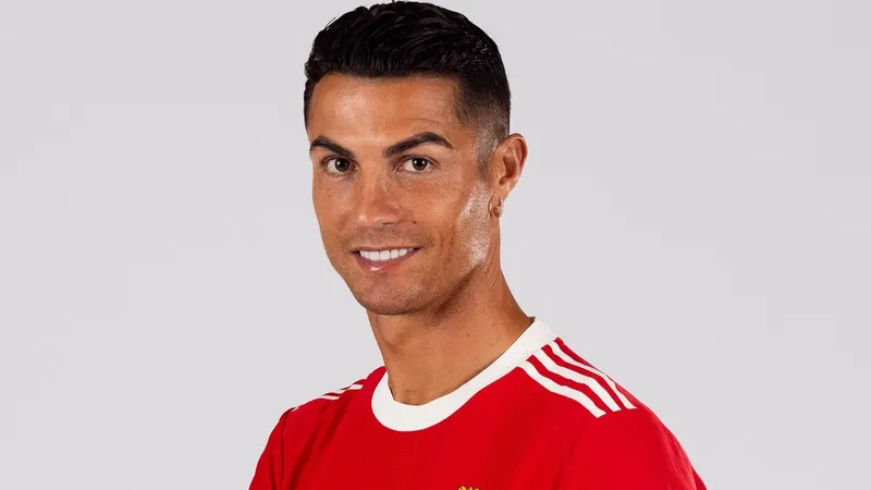 Ronaldo trong màu áo đỏ
