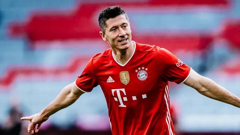 Robert Lewandowski đang là chân sút xuất sắc nhất thế giới