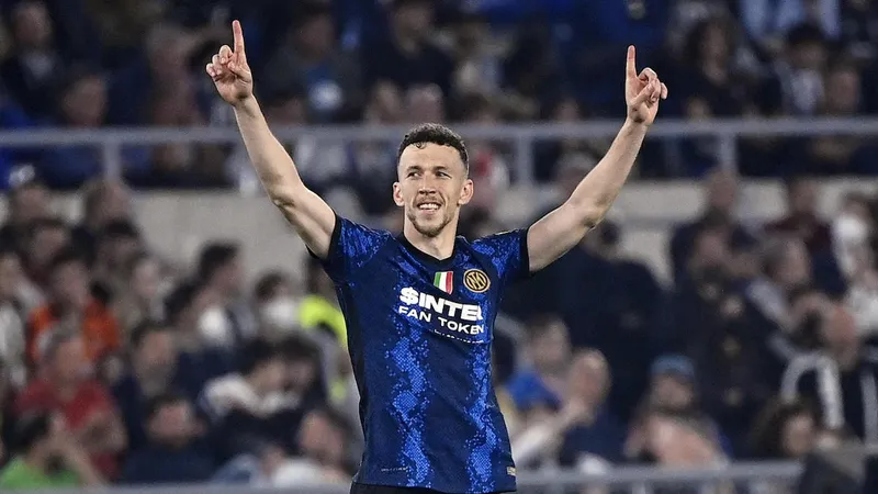 Ivan Perisic là cầu thủ chạy cánh mà Conte chọn lựa