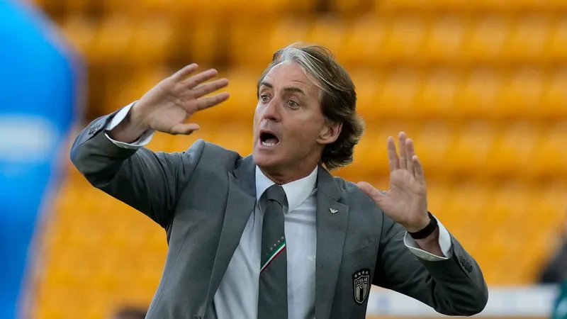 Roberto Mancini đã mạnh dạn trẻ hóa đội hình Azzurri 