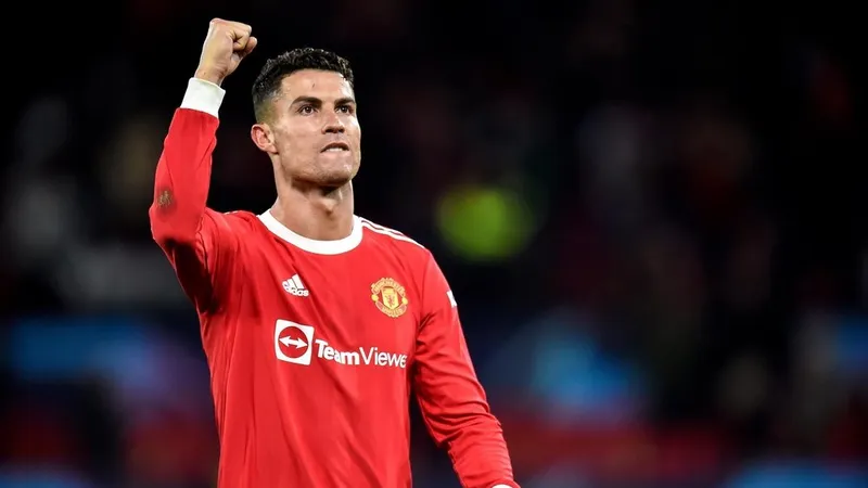 Cú sốc chuyển nhượng: Ronaldo có thể ký với AS Roma vào ngày 7-7