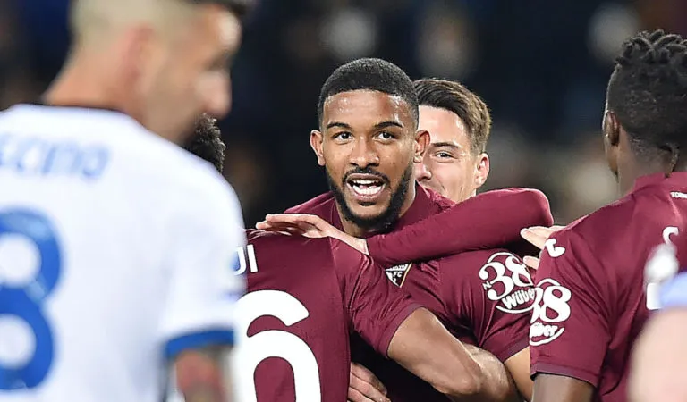 Inter vẫn chưa ký được với trung vệ Gleison Bremer của Torino