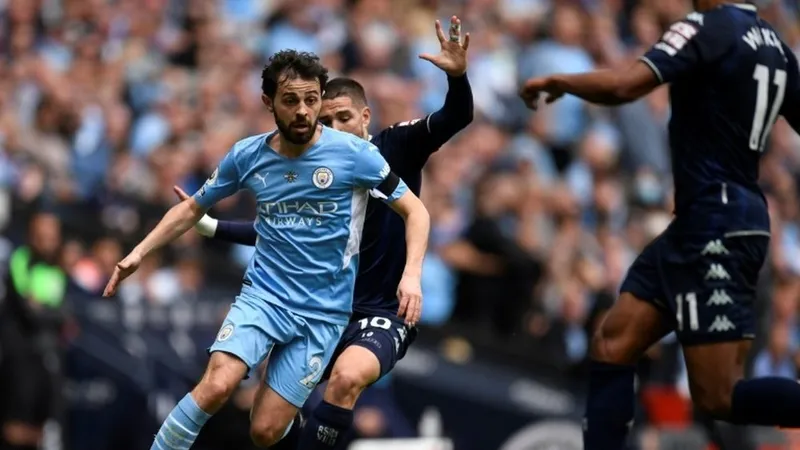 Barcelona đang ve vãn Bernardo Silva