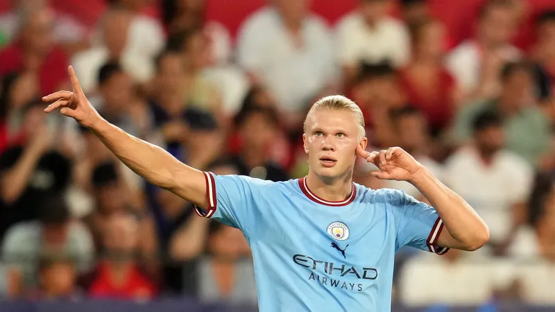 Erling Haaland đang hưởng mức lương khủng ở City