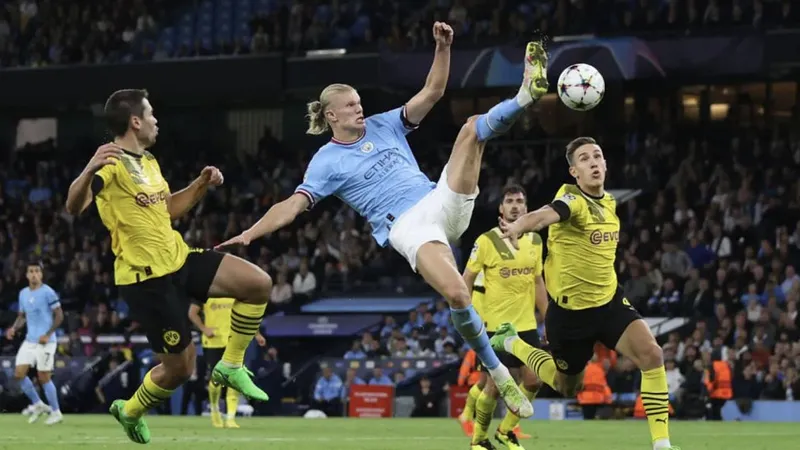 Erling Haaland và những pha ghi bàn ngoạn mục mùa này