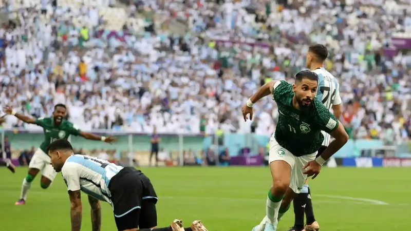 Salem Al-Dawsari ghi bàn nhấn chìm Argentina