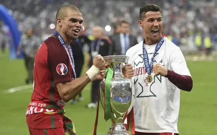 Pepe và Ronaldo luôn gắn bó bên nhau