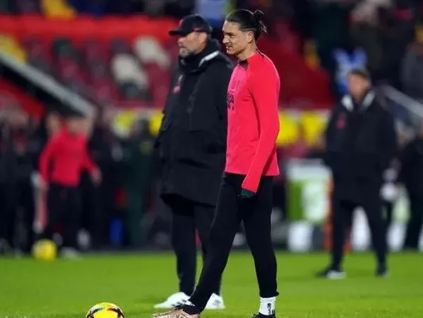 HLV Jurgen Klopp và Darwin Nunez