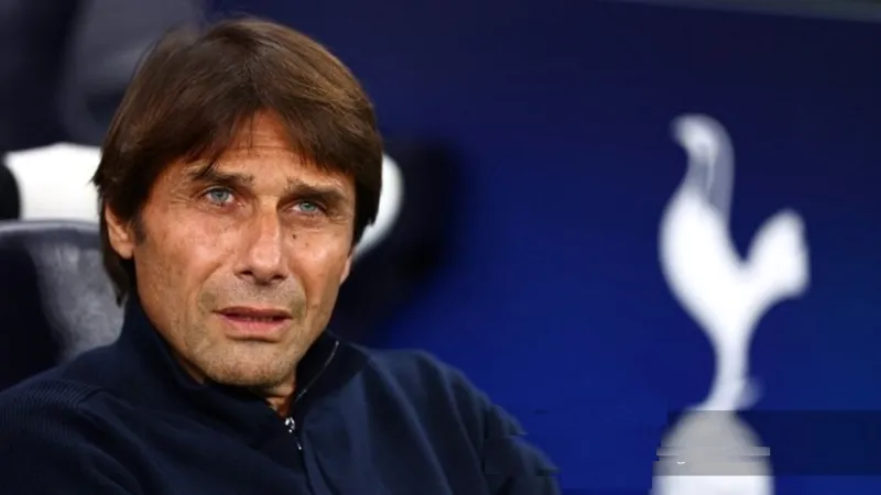 HLV Antonio Conte của Tottenham