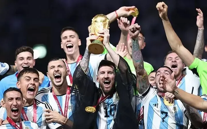 Tiền bồi thường cho CLB sẽ tăng từ 209 triệu đô la năm 2022 lên 355 triệu đô la năm 2026