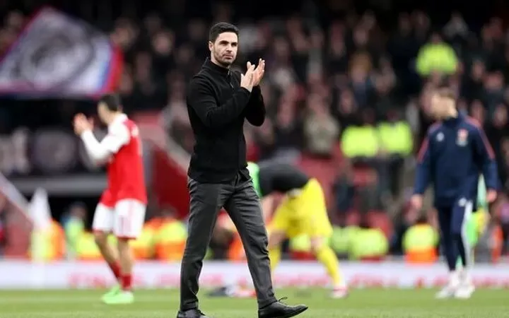HLV Mikel Arteta của Arsenal 