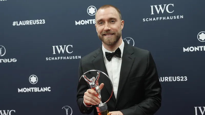 Christian Eriksen nhận giải thưởng Laureus World Sports tại Paris