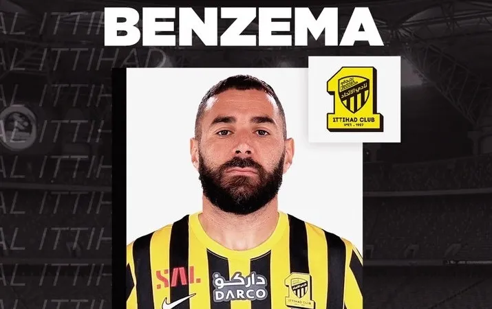 Karim Benzema khoác màu áo mới