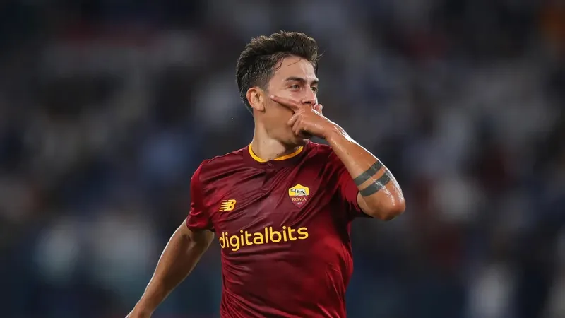 Paulo Dybala đã có mùa giải hay nhất ở AS Roma