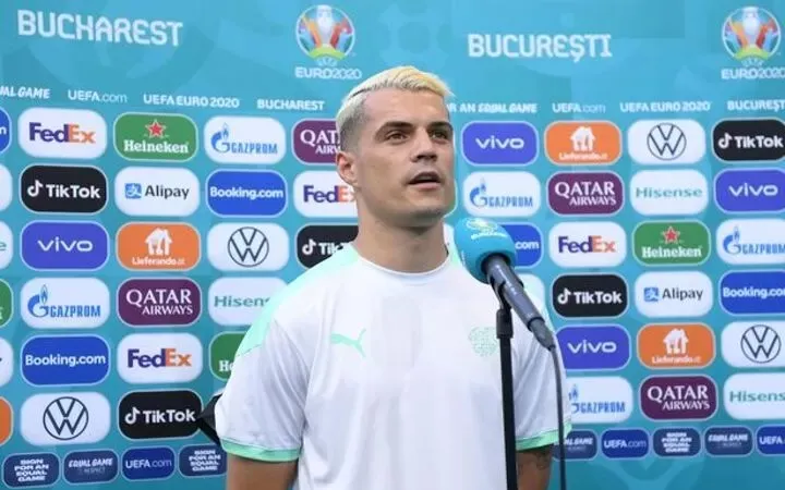 Granit Xhaka trình làng ở Bayer Leverkusen