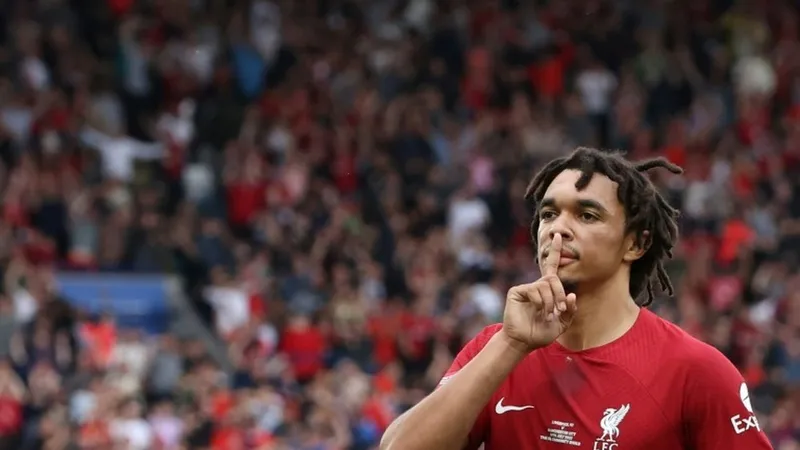 Trent Alexander-Arnold muốn Liverpool trở lại thách thức ngôi vô địch