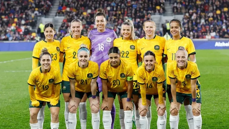 Đội tuyển Australia thực sự phấn khích khi được Cathy Freman ghé thăm