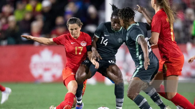 Nigeria và Canada trong trận hòa 2-2 hồi tháng 4-2022