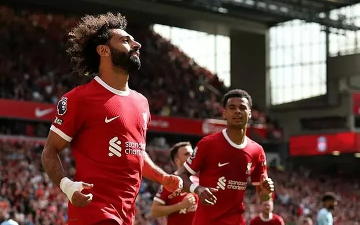 Mohamed Salah vẫn trung thành với Liverpool