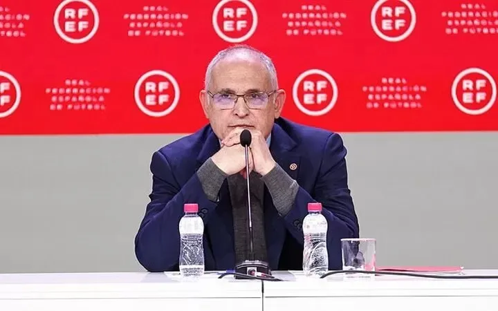 Tổng thư ký Andreu Camps bị RFEF sa thải vì mối liên hệ với Luis Rubiales