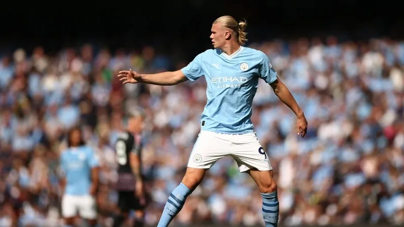 Erling Haaland sẽ ở lại sân Etihad lâu dài