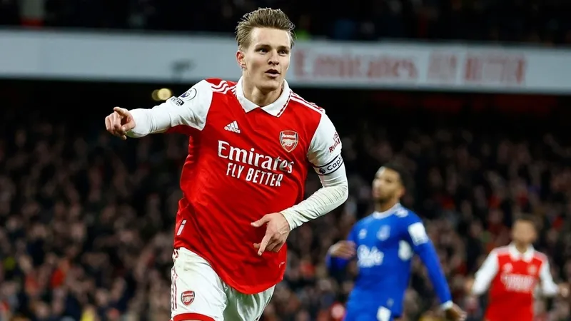 Martin Odegaard chứng tỏ bản lĩnh của mình ở Arsenal