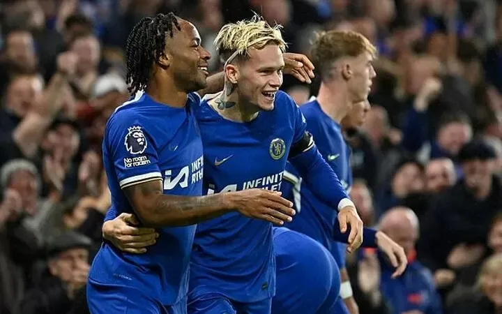 Chelsea sẽ phải du hành đến miền trung nước Anh trong đêm Giáng sinh