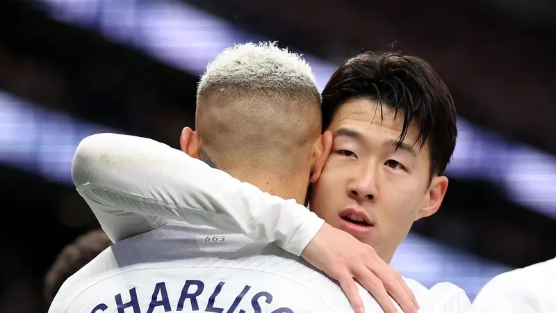 Richarlison và Son Heung-min giúp Tottenham dẫn trước 2-0 chỉ sau 18 phút