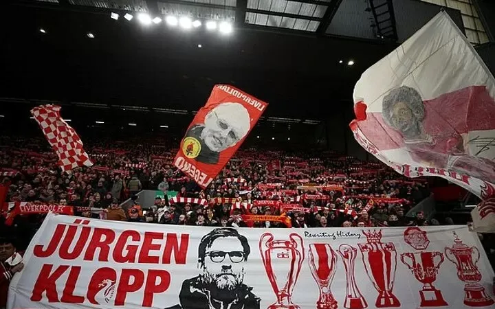 Khán giả sẽ đến sân cổ động cho HLV Jurgen Klopp