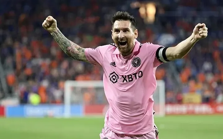 Leo Messi chạm mốc 500 triệu follower