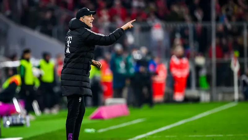 HLV Thomas Tuchel nhận mệnh lệnh phải bám đuổi Leverkusen đến cùng